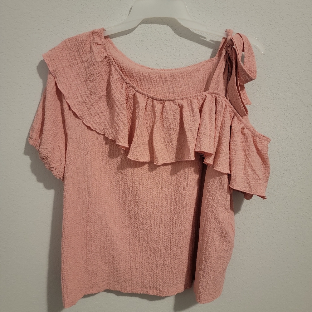 Shein curve plus size Pink blouse